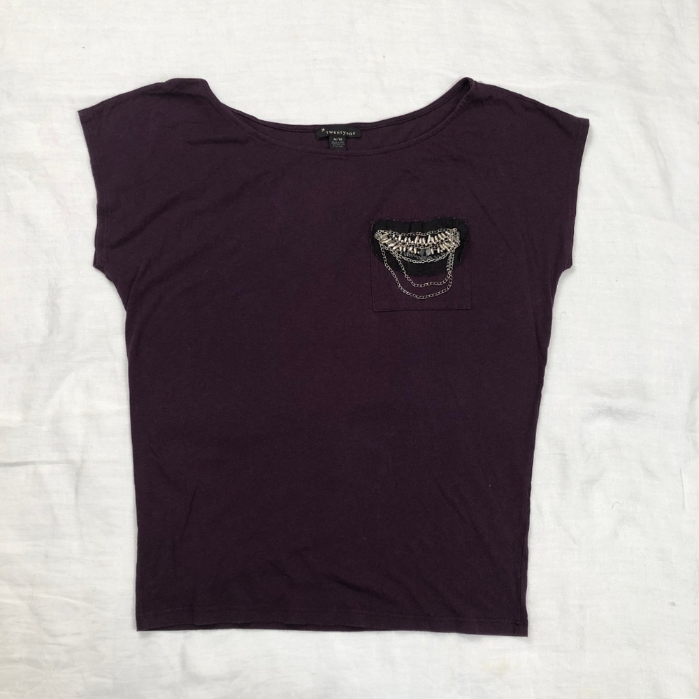 Purple loose fit tee with fun beaded pocket
